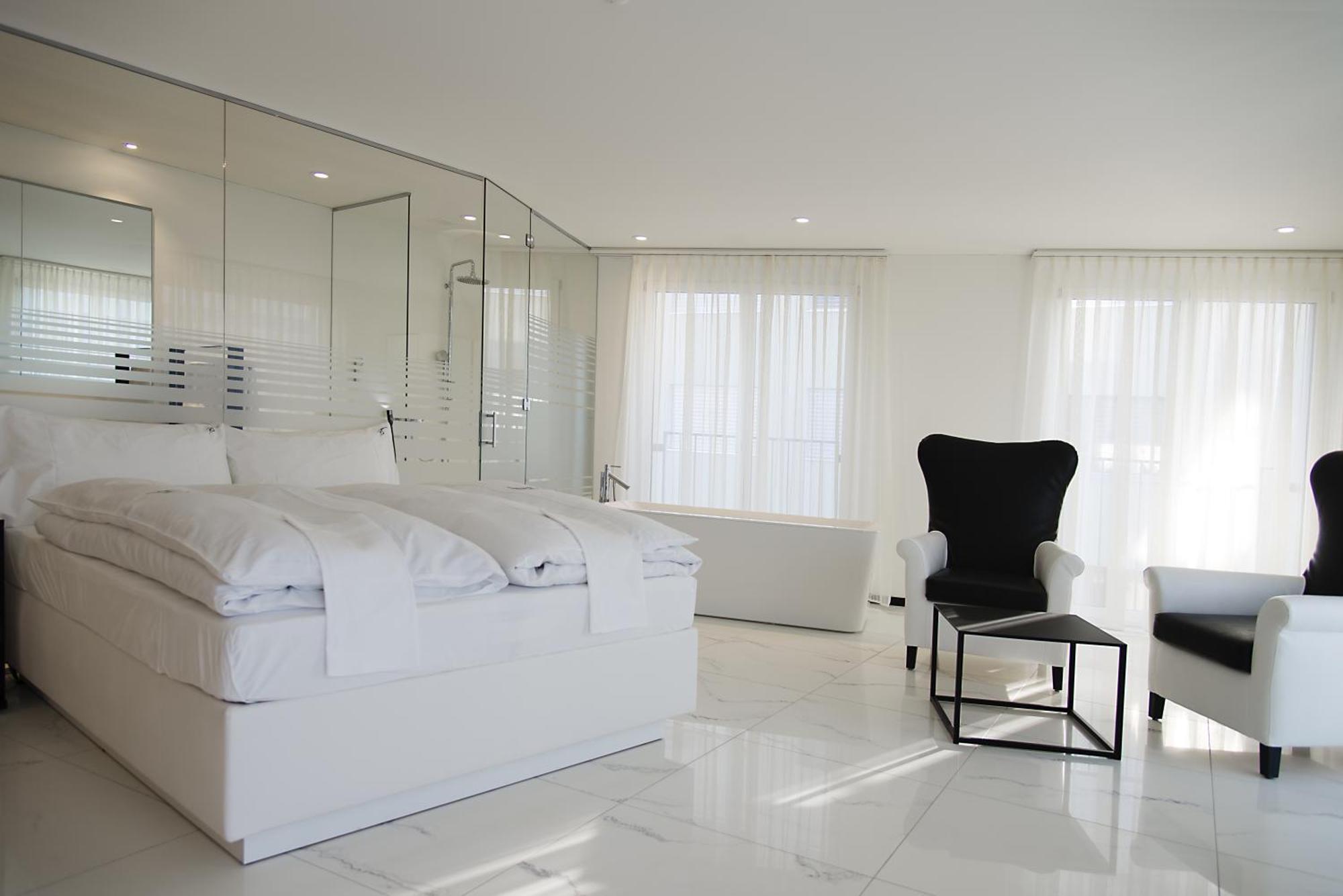 Residence Thessoni Home Zurich -Self Checkin -No Restaurants-Short&Longstay Regensdorf Quarto foto